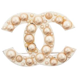Chanel Silver Coco Mark 03A Perlenbrosche Silber