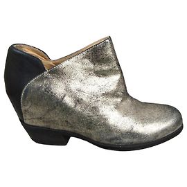 Maison Martin Margiela MM6 Maison Margiela Botins em Couro Metalizado Dourado e Preto Preto Dourado