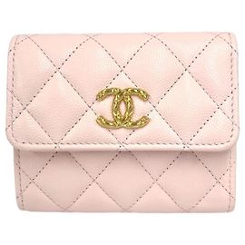 Carteira Tri-fold Chanel Pink Matelassé Rosa