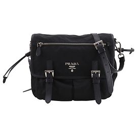 Prada Nylon Schultertasche Schwarz mit Logo Schwarz