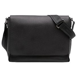 Louis Vuitton Black Taiga Roman MM Noir