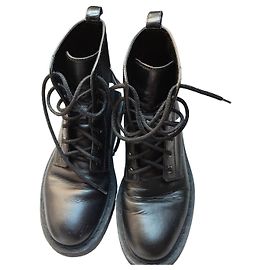 Valentino Garavani VLTN Lederstiefel Schwarz Schwarz