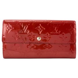LOUIS VUITTON - Portefeuille Sarah Louis Vuitton en cuir verni rouge Rouge