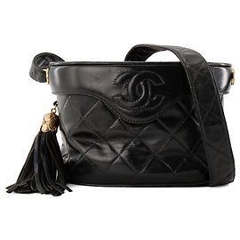 CHANEL - Borsa a tracolla Vanity Chanel in pelle liscia nera vintage Nero