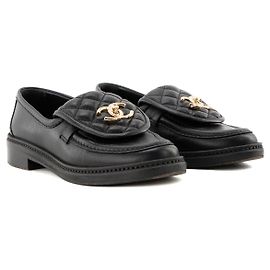 CHANEL - Mocasines Chanel de piel lisa negra (T36) Negro