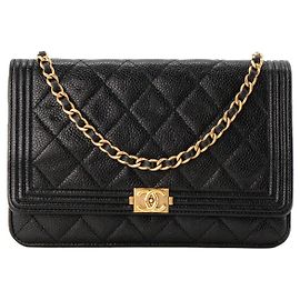 CHANEL - Bolsa de ombro Wallet On Chain Boy Chanel em couro caviar preto Preto