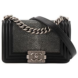 CHANEL - Bolsa de ombro mini Chanel Boy em couro exótico de galuchat e couro liso preto Preto
