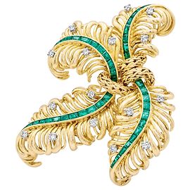 Spilla Chaumet "Panache", oro giallo, diamanti, smeraldi. Altro