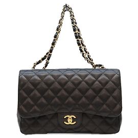Borsa a tracolla Chanel in pelle caviar nera Nero