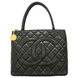 Chanel Black Lambskin Tote Bag Black