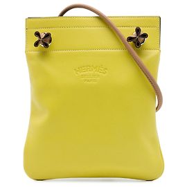 Sac Hermès Aline Mini en Milo et Swift Jaune Jaune