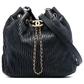 Chanel Black Medium Crumpled Calfskin Coco Pleats Drawstring Bucket Bag Black