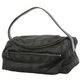 Borsa Vanity Chanel in nylon nero Nero