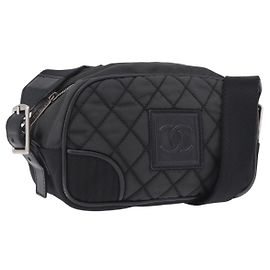 Borsa a tracolla CHANEL Sports Line Matelasse Canvas Black Silver CC Auth 204730V Nero Argento