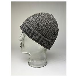 Gorro Vintage Fendi Zucca de lana Gris c. finales de los 2000 Gris