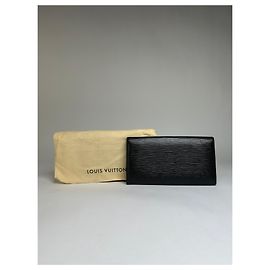 Cartera bifold Vintage Louis Vuitton de cuero Epi finales de los 1990s Negra Negro