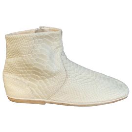 Autre Marque Le Plagiste Leather Summer Ankle Boots Cream