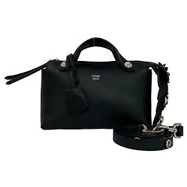 Bolsa de ombro em couro com logo Fendi By The Way Preto