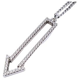 Céline Collar de cadena larga con flecha de cristal CELINE Plata