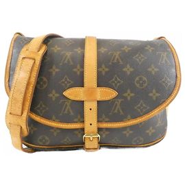Bolso de hombro Louis Vuitton Monogram Saumur Castaño