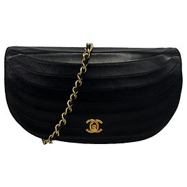 Bolsa de ombro Chanel em pele de cordeiro preta Preto