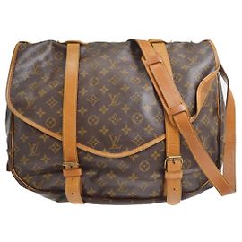 Louis Vuitton Saumur Monogram Canvas 43 Marron