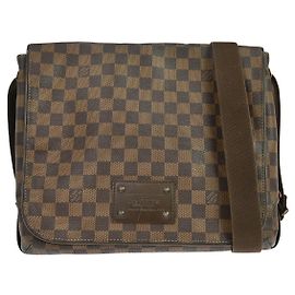 Louis Vuitton Brooklyn Damier Ebene MM Brown