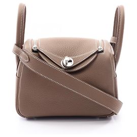 Hermès Bolsa de Ombro Hermes Lindy Mini Etoupe Marrom Taupe