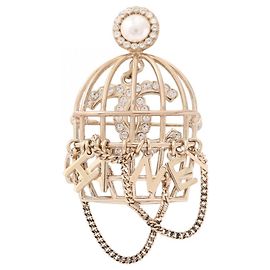 Spilla Chanel Coco Mark Motivo Gabbia per Uccelli D'oro