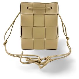 Bottega Veneta Cassette en cuir Beige