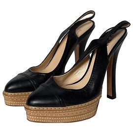Prada Black Leather S/S 2009 Runway Heels Pointed Toe Platform Slingback Black