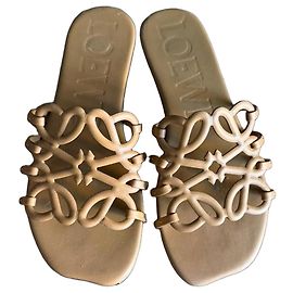 Loewe Anagramm flache Sandalen aus braunem Leder Braun