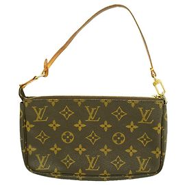 Louis Vuitton Monogram Pochette Accessoires Braun