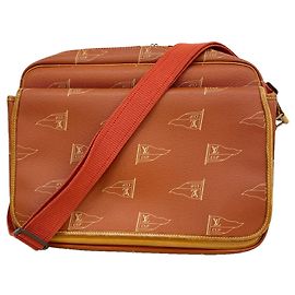 Sac à épaule Louis Vuitton LV Cup Calvi Rouge