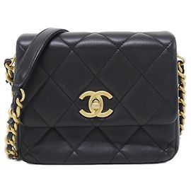 Bolso de hombro Chanel AS2733 de piel de cordero negra Negro