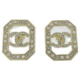 Boucles d'oreilles puces Chanel ABB769 Blanc Doré