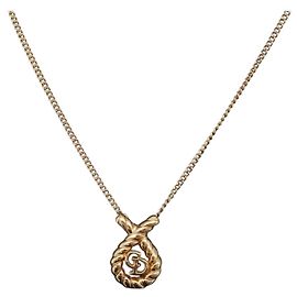 Collar Christian Dior metal Gold Tone Auth 206380 Otro