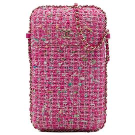 Bolsa Tiracolo Porta-Celular em Tweed Rosa Chanel com Corrente Rosa