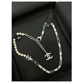 Collana Choker Chanel in Cristallo Bianco e Nero Double-C Multicolore