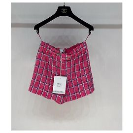 Pantaloncini Chanel in Tweed Rosa Multicolore