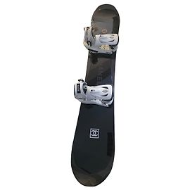 Prancha de snowboard Chanel preta Preto