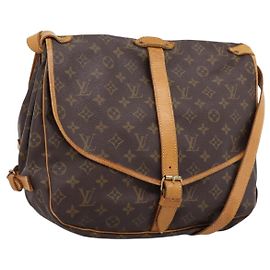 LOUIS VUITTON Monogram Saumur 35 Shoulder Bag M42254 LV Outro
