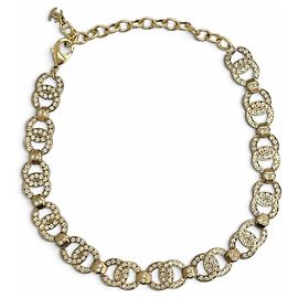 Gargantilla Chanel A21V Coco Mark con strass Dorado
