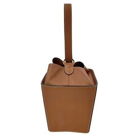 Céline Bolsa de mão box Celine em couro marrom com alça Marrom