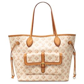 Louis Vuitton Monogram Fall for You Neverfull MM Tote Bag Beige Roh Monogramm