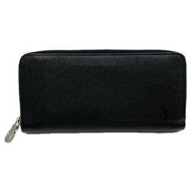 Louis Vuitton Taiga Zippy Wallet Black