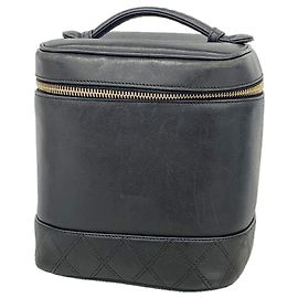 Borsa Vanity Chanel in lambskin nera Nero