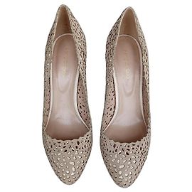 Sergio Rossi Escarpins en cuir perforé écru/beige Beige Écru