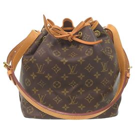 Louis Vuitton Petit Noé Monogram Shoulder Bag M42226 Marrom Monograma