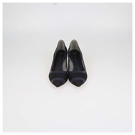 Fendi Navy Blue, Black Mesh and Leather Colibri Pointed Toe Pumps Black Navy blue